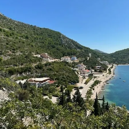 Palinic アパート クレック